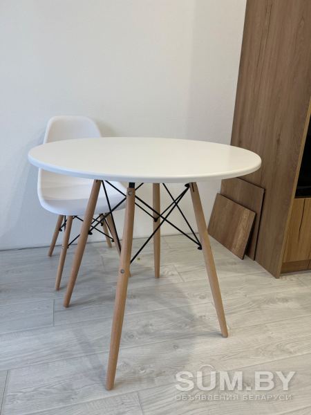 Комплект стол + 4 стула объявление Продам уменьшенное изображение 