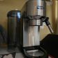 Рожковая помповая кофеварка DeLonghi Dedica EC 685.M объявление Продам уменьшенное изображение 2