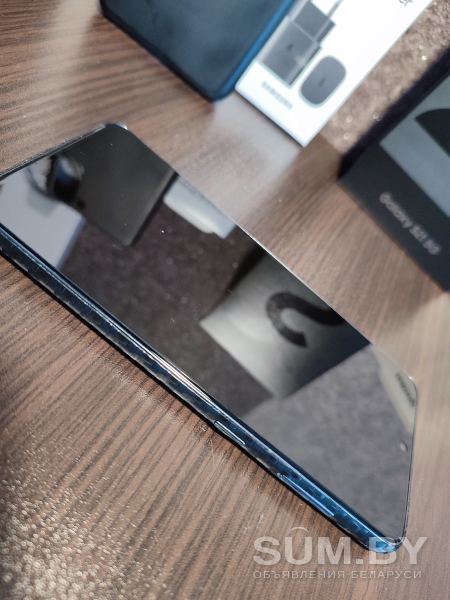 Комплект Samsung Galaxy S21, Watch 4 Classic и аксессуары объявление Продам уменьшенное изображение 