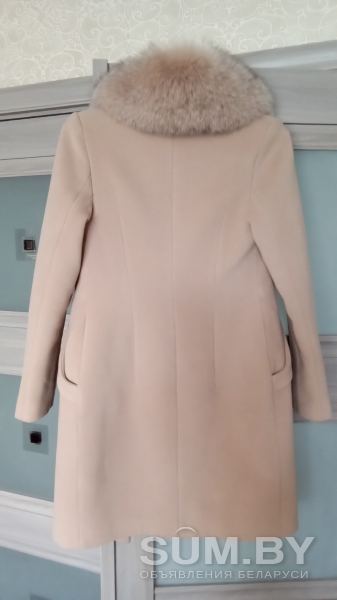 Пальто женское утепленное с меховым воротником объявление Продам уменьшенное изображение 