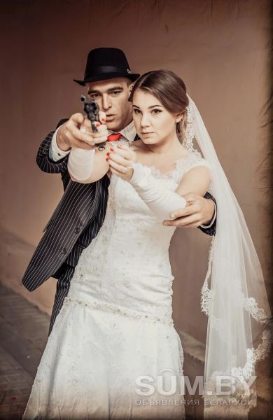 Свадебное платье из раскошного кружева со шлейфом объявление Продам уменьшенное изображение 
