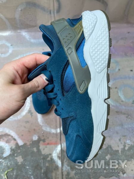 Кроссовки Nike Huarache Suede объявление Продам уменьшенное изображение 