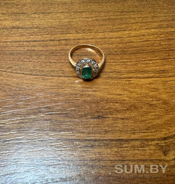 Кольцо с бриллиантами и изумрудом объявление Продам уменьшенное изображение 