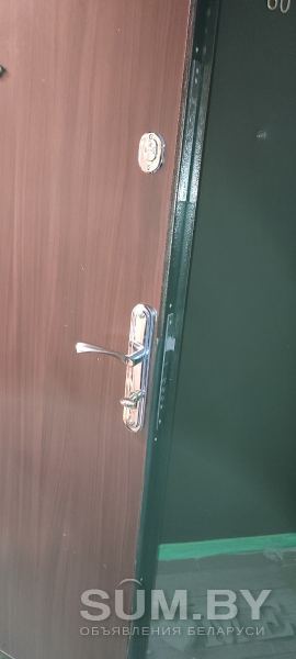 Входная металлическая дверь объявление Продам уменьшенное изображение 