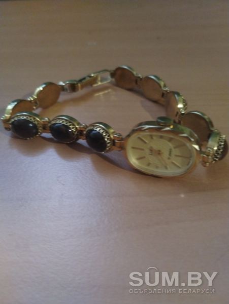 Часы женские с браслетом. Механические