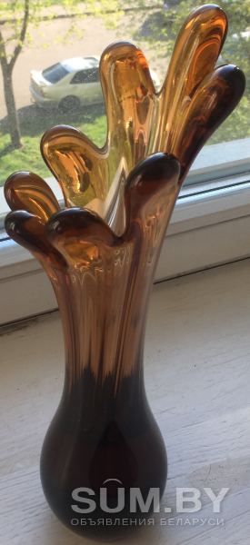 Винтажная ваза из коричневого стекла объявление Продам уменьшенное изображение 