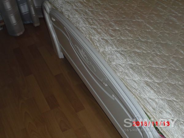 Продам двуспальную кровать с тумбочками объявление Продам уменьшенное изображение 