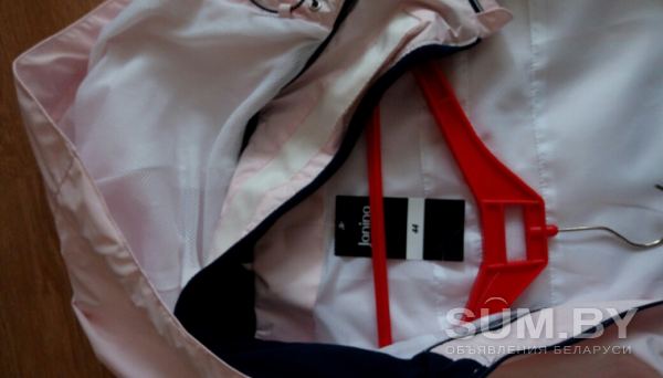 Новая женская спортивная куртка 50р объявление Продам уменьшенное изображение 