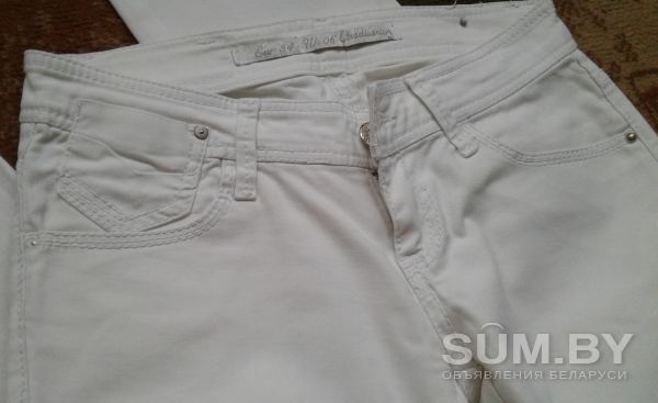 Белые джинсы объявление Продам уменьшенное изображение 