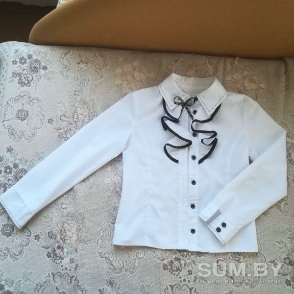 Блуза с жабо черная оконтовка «Купалинка» 12руб объявление Продам уменьшенное изображение 