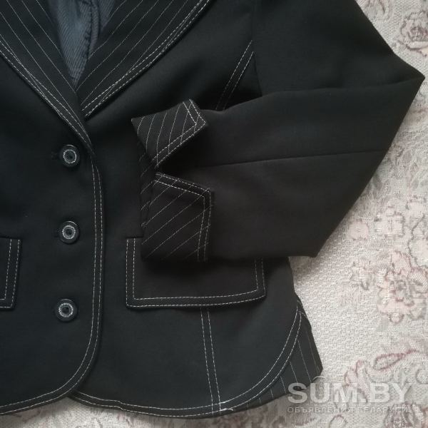 Костюм школьный «Калинка» четверка (пиджак, жилет, сарафан, юбка) 30руб объявление Продам уменьшенное изображение 