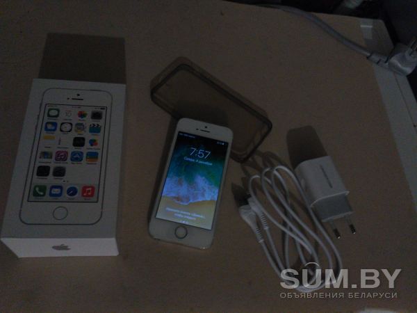 Телефон iphone5s apple Silver64gb объявление Продам уменьшенное изображение 