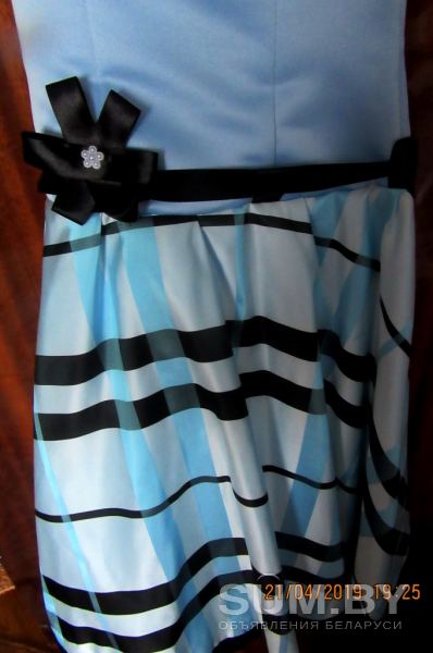Нарядное платье для девочки 9-12 лет объявление Продам уменьшенное изображение 