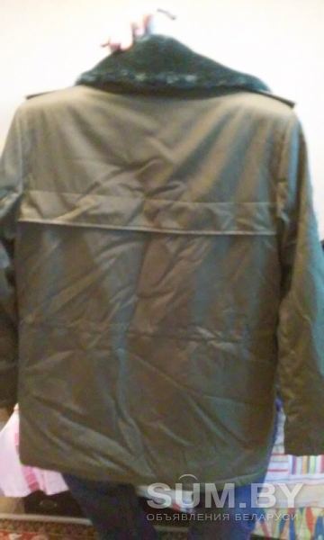 Продам куртку демисезонную новую оливкового цвета, размер 48-50, удлиненная объявление Продам уменьшенное изображение 