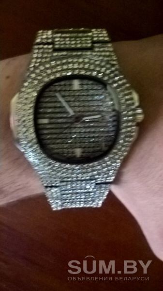 Продаются деловые мужские часы, со стразами из нержавеющей стали объявление Продам уменьшенное изображение 
