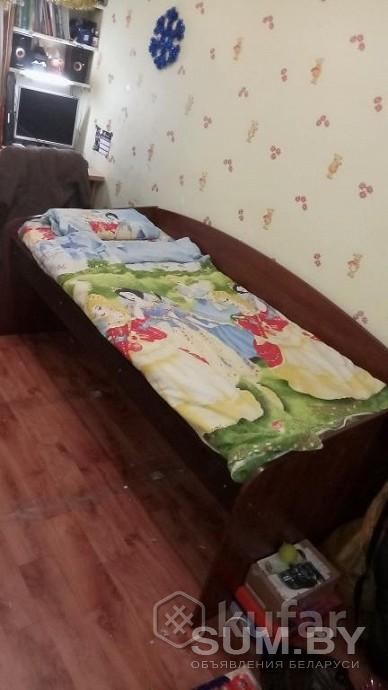 Выдвижная двухуровневая кровать для детей+матрацы объявление Продам уменьшенное изображение 