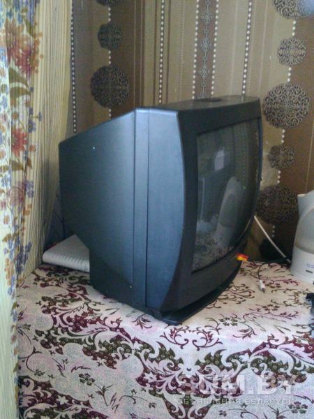 Продам телевизор , кубик чорного цвета. Горизонт цена 40рублей объявление Продам уменьшенное изображение 