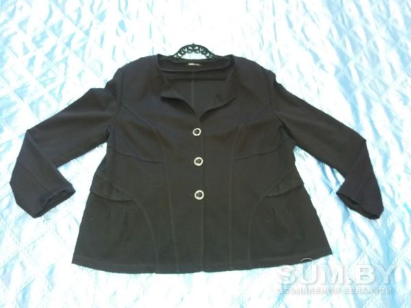 Стильный черный фирменный пиджак. Р-р 54-56-58 объявление Продам уменьшенное изображение 