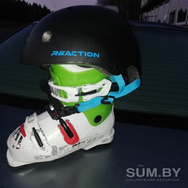 Горные лыжи, ботинки, шлем объявление Продам уменьшенное изображение 
