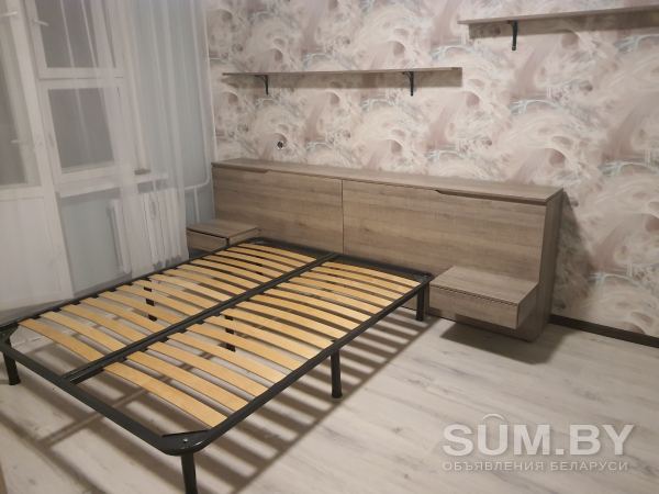 Продам спальный гарнитур: кровать, комод, прикроватнве тумбы. Б/у Минск