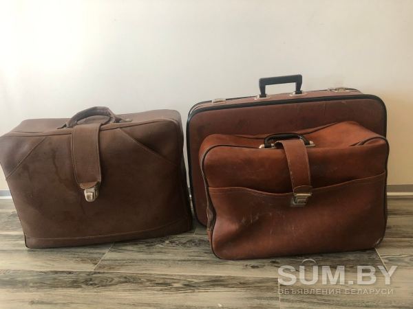 Продам старинные чемоданы разных размеров из натуральной кожи объявление Продам уменьшенное изображение 