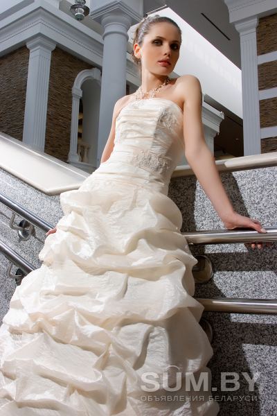 Новое свадебное платье объявление Продам уменьшенное изображение 
