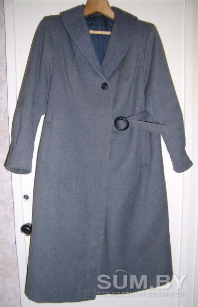 Пальто серое с пояском, р.48-50, демисезонное, б.у объявление Продам уменьшенное изображение 