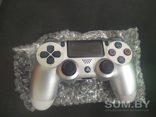 Продаю геймпад DualShock 4v2 PS4 объявление Продам уменьшенное изображение 