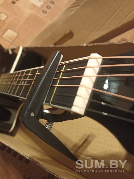 Каподастр зажим струн для гитары пластик с накладкой объявление Продам уменьшенное изображение 