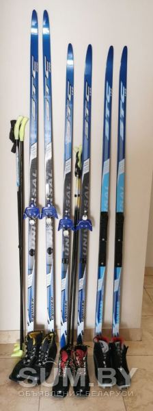 Беговые лыжи с ботинками, 3 комплекта в отличном состоянии за 120 р: 200 см, 185 см с ботинками 43 р и 185 см с ботинками 38 р