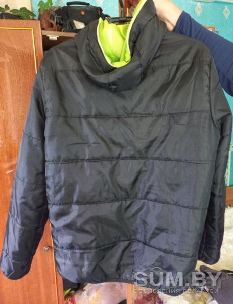 Куртка двусторонняя с капюшоном укороченная рр 46-48 спинка 68 рукав 63см объявление Продам уменьшенное изображение 