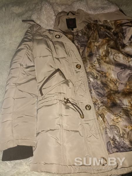 Куртка пуховик с капюшоном рр 42-46 спинка 78 объявление Продам уменьшенное изображение 