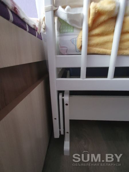 Кроватка с матрасом, постельными принадлежностями, объявление Продам уменьшенное изображение 
