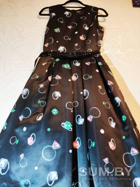 Платье нарядное объявление Продам уменьшенное изображение 